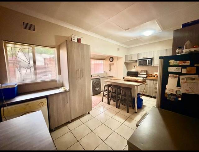 3 BEDROOM HOUSE FOR SALE IN VANDERBIJLPARK CE 1